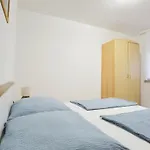 Sanja - One Bedroom With Balcony And Sea View 1
