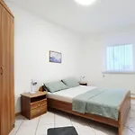 Sanja - One Bedroom With Balcony And Sea View 1 Apartamento Vodice