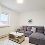 Sanja - One Bedroom With Balcony And Sea View 1 דירה וודיצה