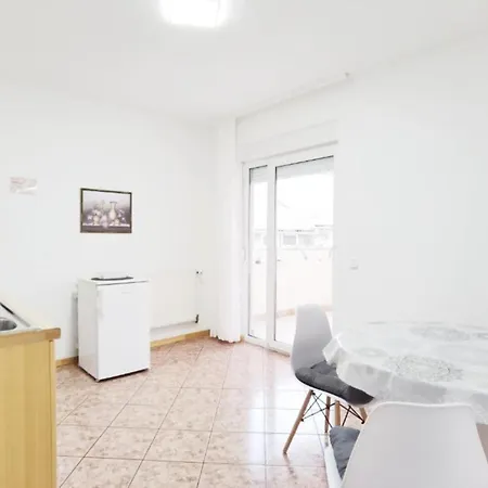 Sanja - One Bedroom With Balcony And Sea View 1 * Vodice