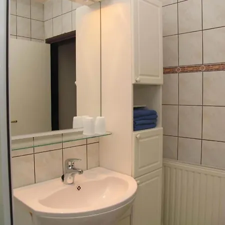 Apartment Sanja - One Bedroom With Balcony And Sea View 1